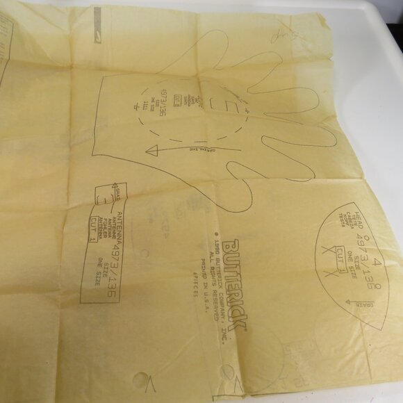 Butterick 4973 Sewing Pattern  Ladybug Hand puppet UNCUT - Picture 5 of 6